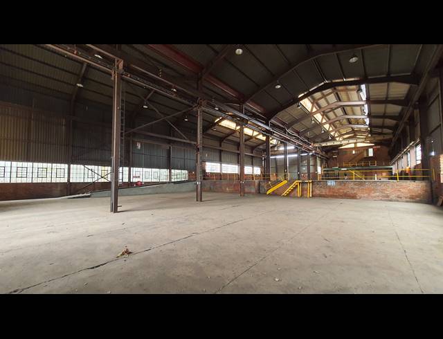 1,850M² WAREHOUSE FOR SALE IN CHLOORKOP